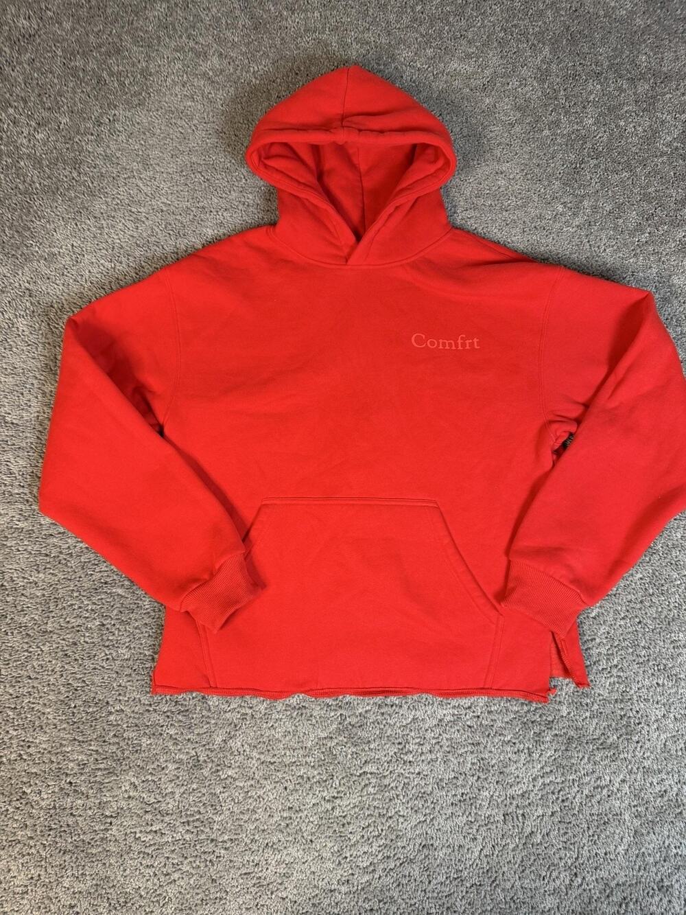 Comfrt Hoodie Mens S Red Pullover Hooded Pockets Fleece Graphic Print Logo